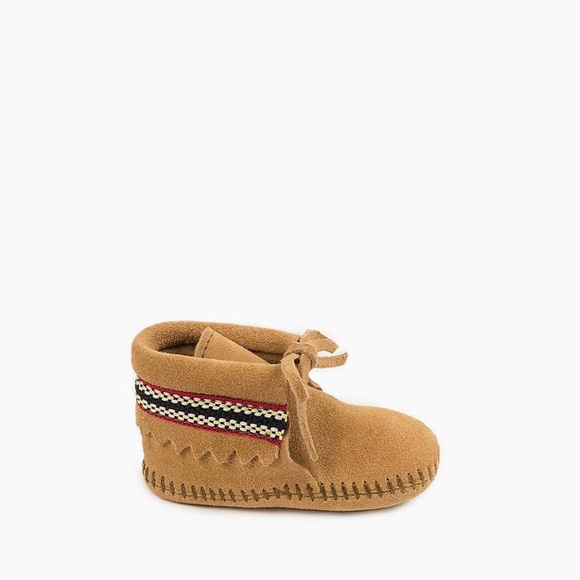 NWOB Baby Minnetonka Moccasin Booties - Picture 9 of 9